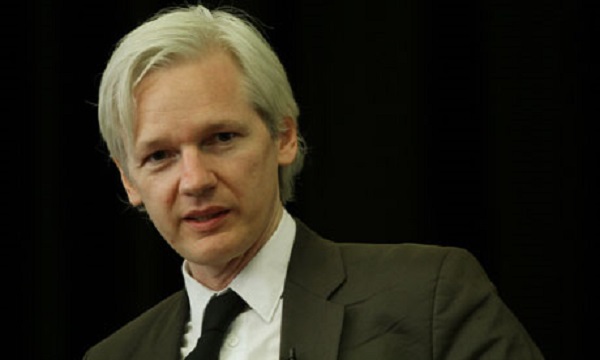 Julian-Assange-007
