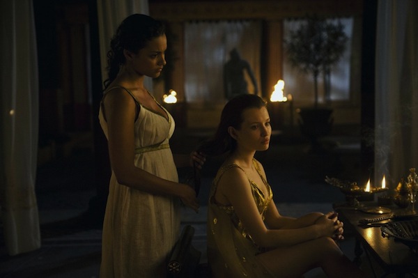 Emily-Browning-and-Jessica-Lucas-in-Pompeii-2014-Movie-Image-2