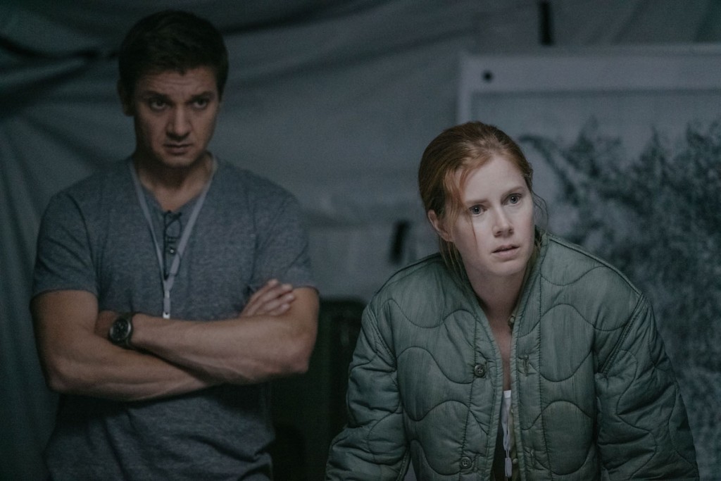 PREMIER CONTACT de Denis Villeneuve : la critique du film