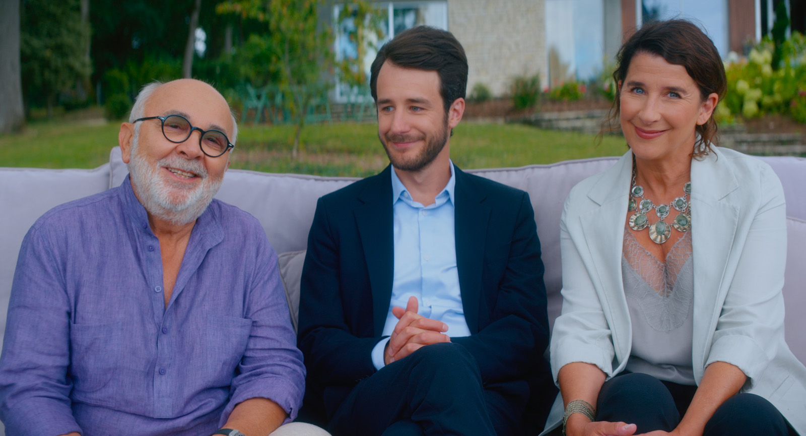 JUMEAUX MAIS PAS TROP : la critique du film